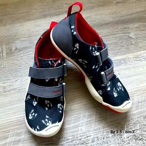 PLAE for Catimini Sz 2.5 Roan sneakers